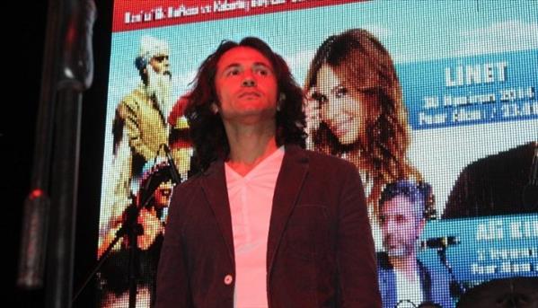 &#39;Rock&#231;ı İmam&#39;dan konser