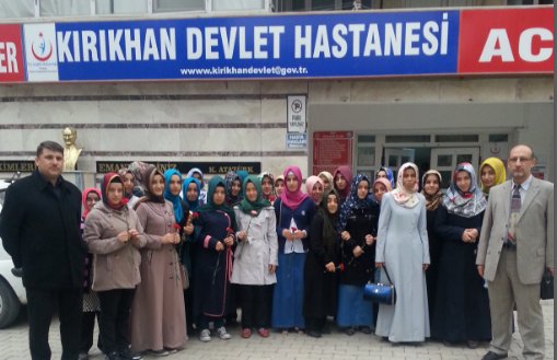 KIRIKHAN M&#220;FT&#220;L&#220;Ğ&#220;NDEN HASTALARA G&#220;L TAKDİMİ