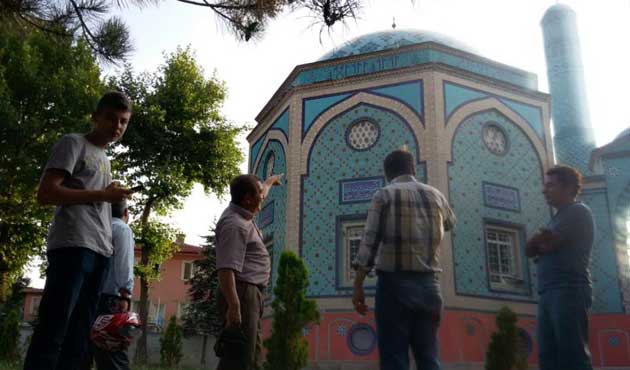 Kütahya Çinili Camii ihtişamlı günlerine hasret!