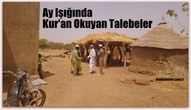 Ay Işığında Kur\'an Okuyan Talebeler