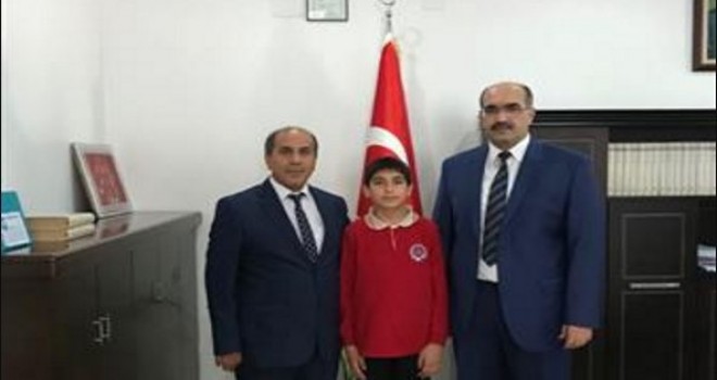 İmam Hatip öğrencisi 8 ayda hafız oldu