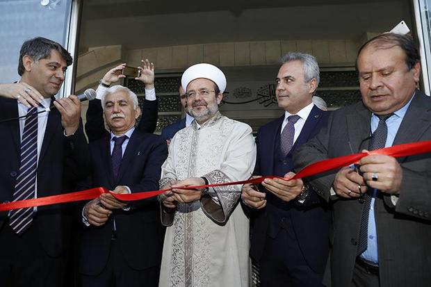 Karabük Üniversitesi Camii dualarla ibadete açıldı