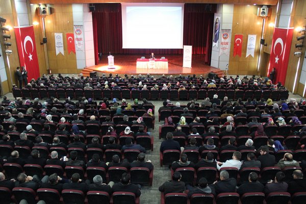 Kayseri Müftülüğünden Gençlik Konferansı