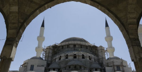 Orta Asya'nın en büyük camisi Bişkek’te yükseliyor