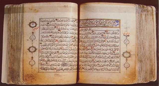 Lahor Ulu Camii'nin kalbinde enfes Kur’an nüshaları