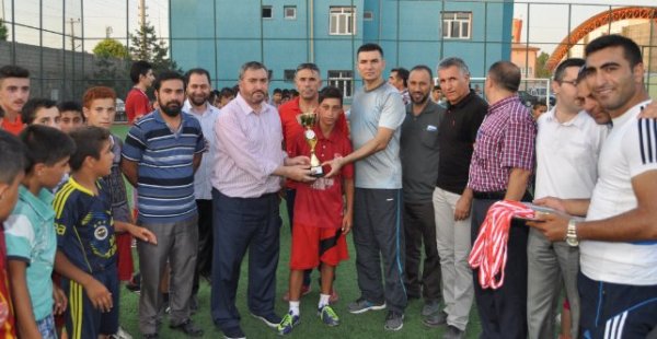 2015 Yaz Kur’an Kursları Arası Futbol Turnuvası Sona Erdi