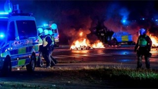 Belçika, Kur’an'ı Kerim'e saygısızlık etmeye çalışanlara engel oldu