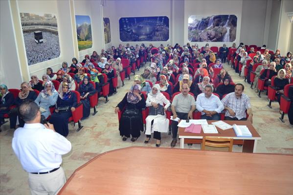 Erzincan&#39;da Yaz Kursları Bayan &#214;ğreticilerle, Değerlendirme Toplantısı Yapıldı