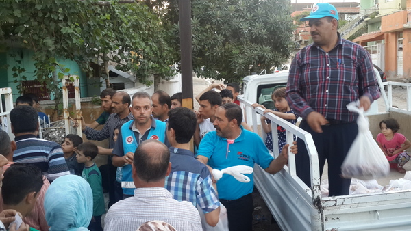T&#252;rkiye Diyanet Vakfı Kırıkhan&#39;da 455 Kurban Kesti