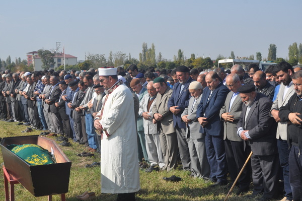 İmam Abd&#252;lmecit AYDIN ın Acı G&#252;n&#252;