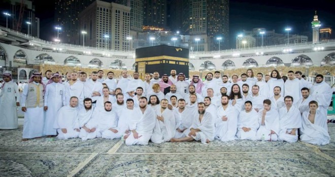 İslam'ı kabul ettikten sonra ilk kez umre yapan Avrupalılar