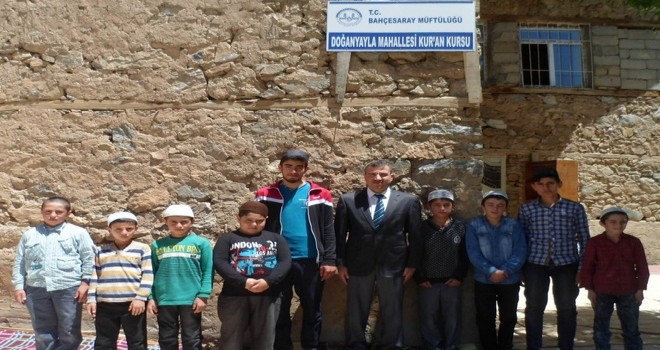 Van-Bahçesaray’da Bir Milletin Dirilişi Konferansı
