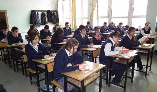 Hakaret tweeti atan öğrenciye disiplin cezası