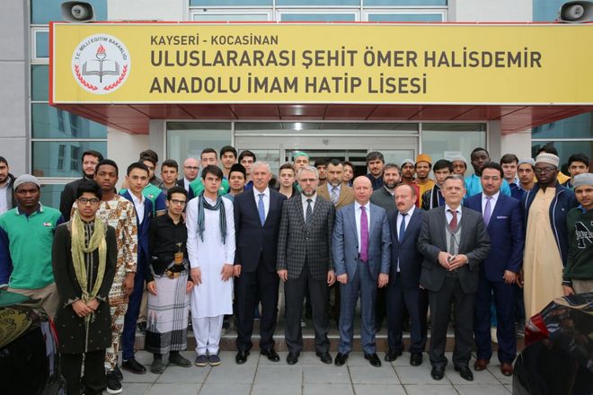 Anadolu İmam Hatip Lisesinin Mescidi Açıldı