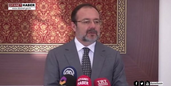 Başkan Görmez’den Doğu Türkistan’da uygulanan oruç yasağına tepki…