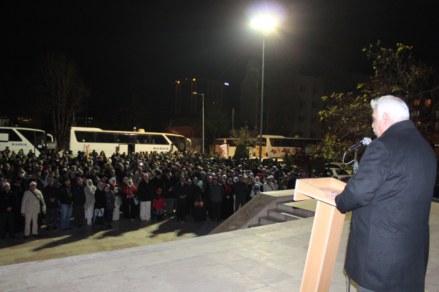 Bilecik Umrecileri Dualarla Uğurlandı