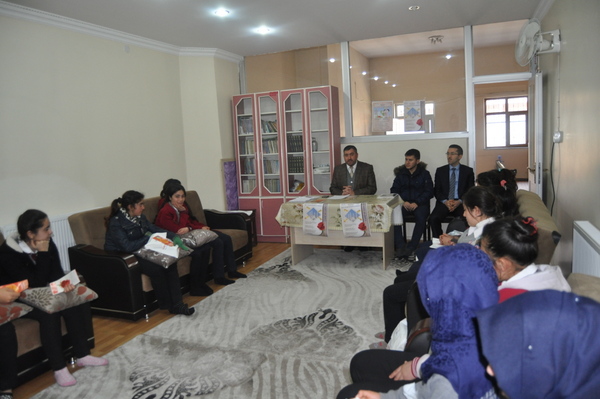 Cami ve Gençlik Projesi Kapsamında Öğrencilerden Ziyaret