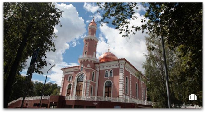 Diyanet’in yeniden inşa ettiği Minsk Camii ibadete açılıyor