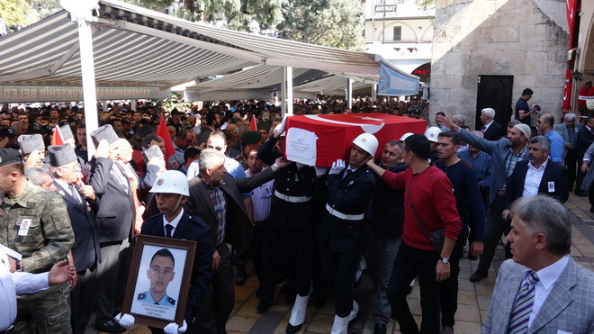Kahramanmaraş şehidini uğurladı