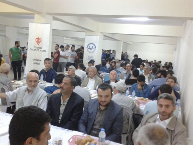 Karabük Müftülüğünden Gençlerle İftar