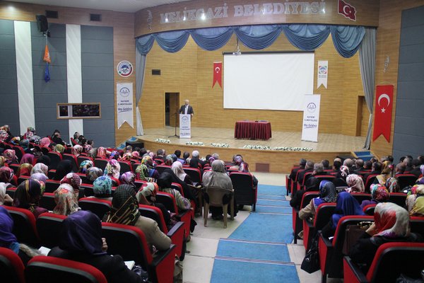Kayseri\'de Eğitim Hizmetleri Faaliyetleri Semineri