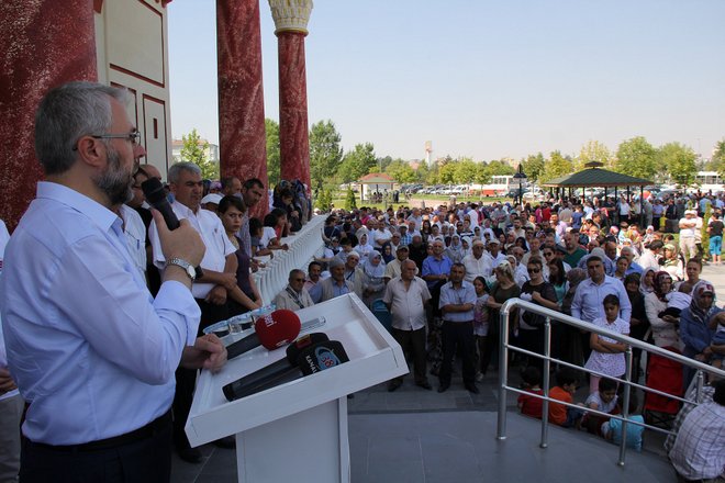 Kayseri\'de İlk Hacı Kafilesi Uğurlandı