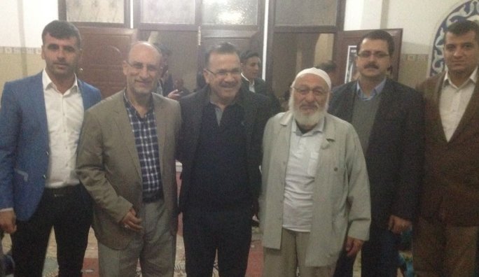 KIRIKHAN’DA GENÇLİK SABAH NAMAZINDA