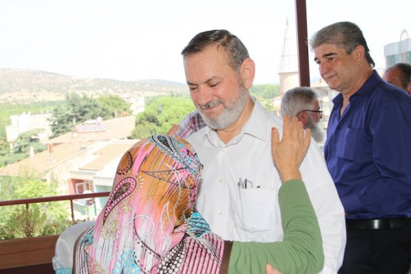 "Müftü Bey Oğlum, Biz Ne Olacağız...?" dedi, Gözyaşları Sel Oldu