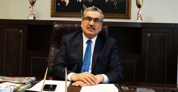 ÜNİVERSİTELİ GENÇLER UMREYE GİDİYOR